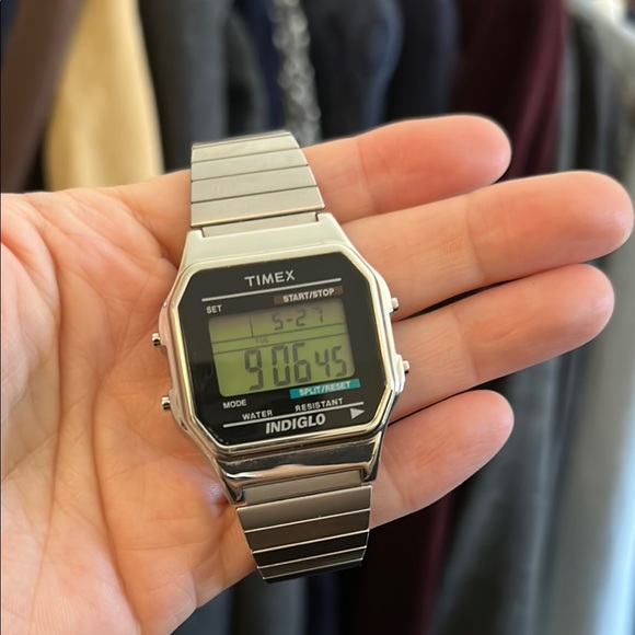 Timex Silver Smartwatch with Advanced Features - Picture 2 of 7